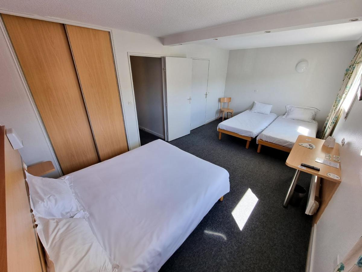 ホテル B＆B オテル ル ピュイ アン ヴレ Vals-pres-le-Puy エクステリア 写真